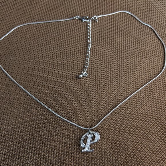 Vintage Avon Monogram Letter P Necklace Snake Chain - Picture 3 of 10